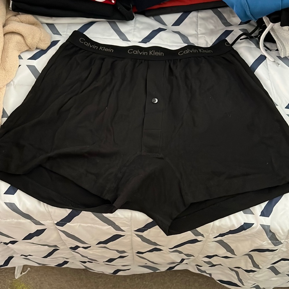 Calvin Klein boxer Sz M (more like L/XL)